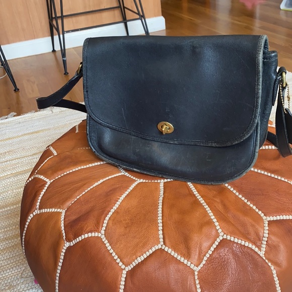 Vintage Coach black leather purse - Picture 1 of 6